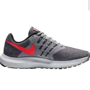 NIKE Run Swift Shoes